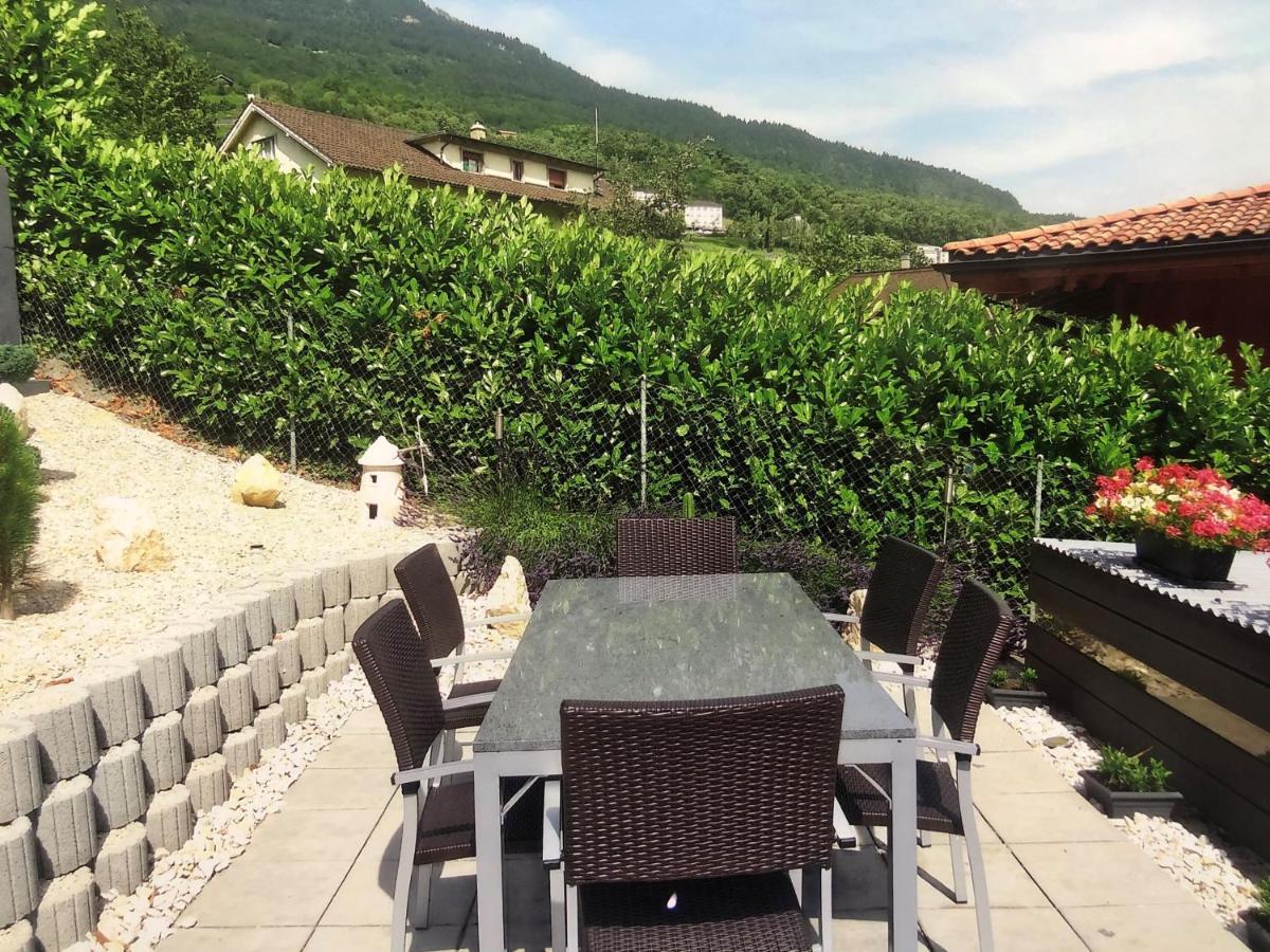 Les Dents-Du-Midi Apartamento Monthey Exterior foto